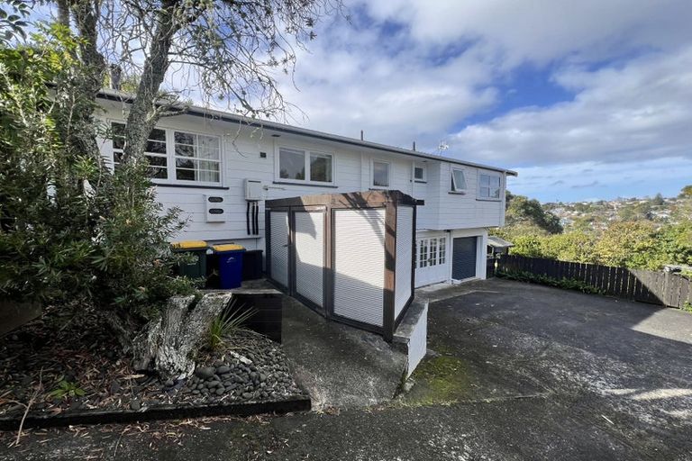 Photo of property in 27 Montclair Rise, Browns Bay, Auckland, 0630