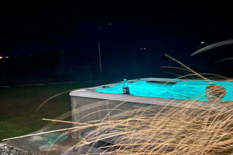 Photo of property in 1 Clough Road, Paroa, Greymouth, 7805