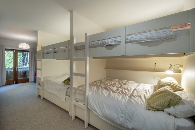 Photo of property in 188 Lakeview Terrace, Lake Hawea, 9382