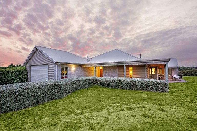 Photo of property in 318 Broad Road, Sefton, 7477