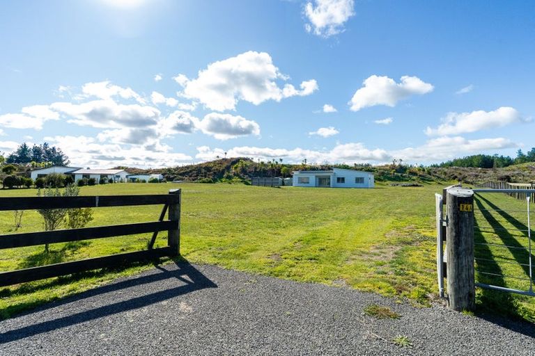 Photo of property in 14 Kanuka Drive, Waitarere, Levin, 5510