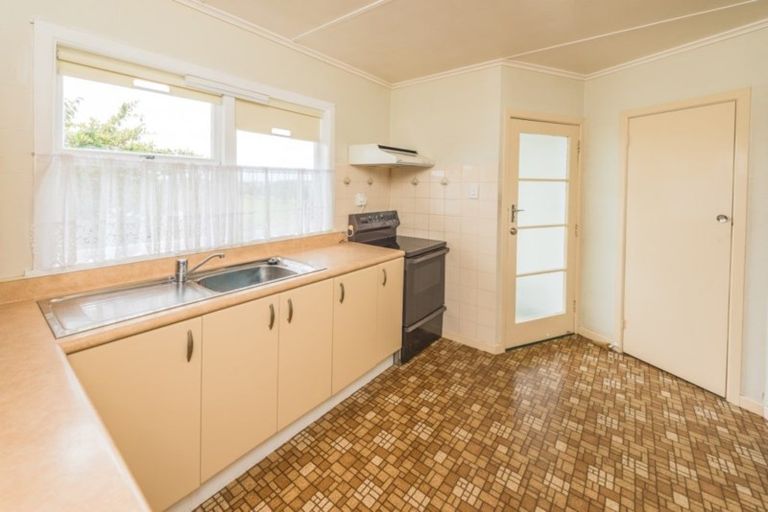 Photo of property in 11 Toi Street, Tawhero, Whanganui, 4501