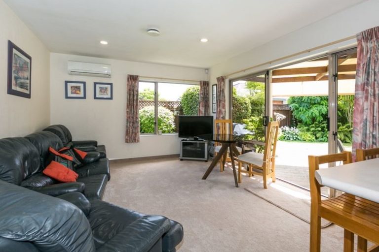 Photo of property in 3 Hyatt Grove, Greenmeadows, Napier, 4112