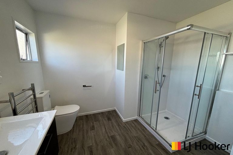 Photo of property in 2/21 Takanini Road, Takanini, 2112