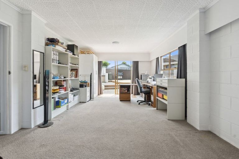 Photo of property in 33 Victoria Road, Papatoetoe, Auckland, 2025