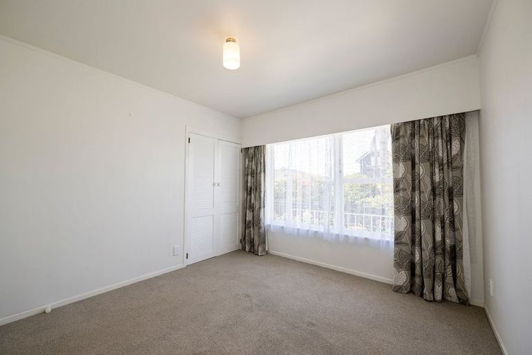 Photo of property in 2/3 Onepoto Road, Hauraki, Auckland, 0622