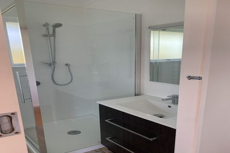 Photo of property in 6/238 Onewa Road, Birkenhead, Auckland, 0626