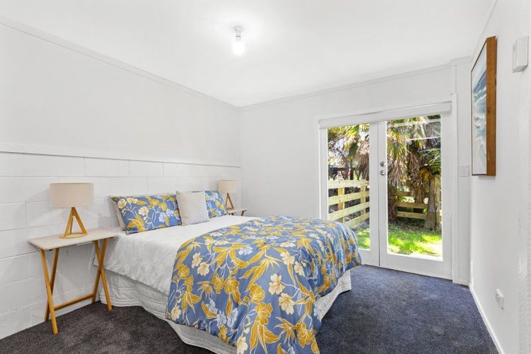 Photo of property in 2 East Street, Raglan, 3225