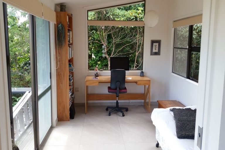 Photo of property in 47 Seddon Street, Waikanae, 5036