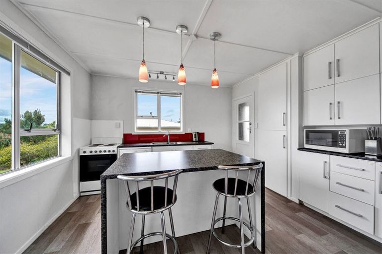 Photo of property in 49 Antonio Street, Stratford, 4332