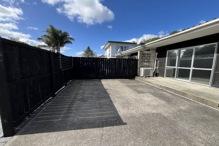 Photo of property in 3/11 Smiths Avenue, Papakura, 2110