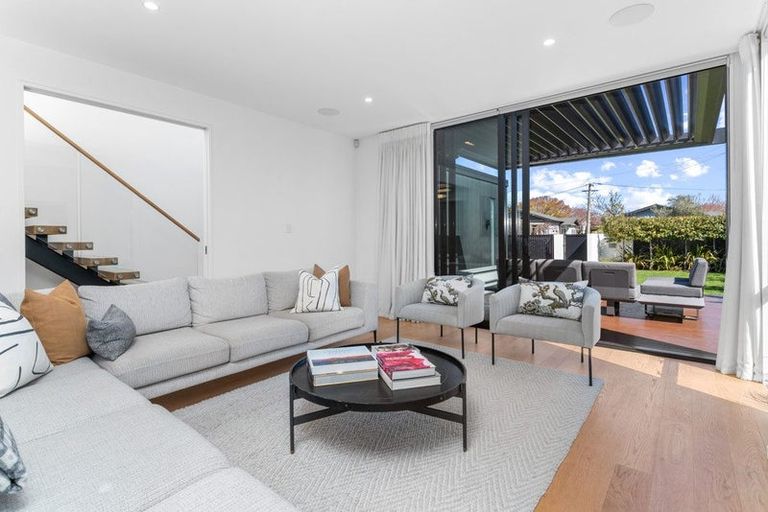 Photo of property in 10 Claremont Avenue, Papanui, Christchurch, 8053
