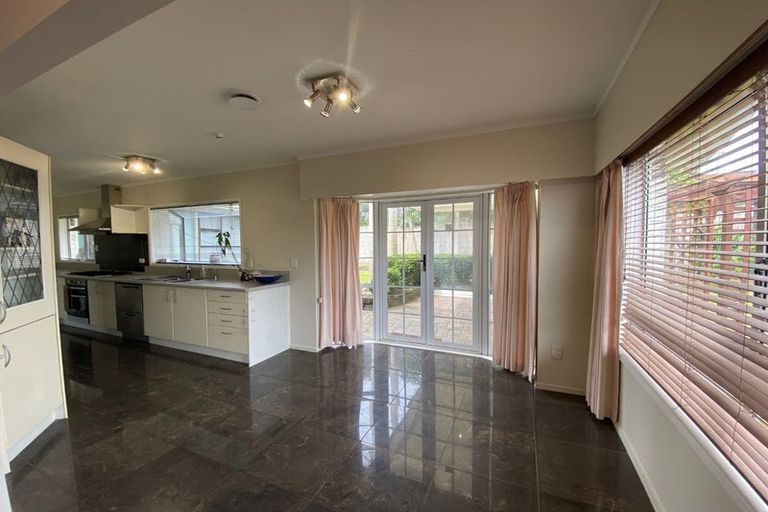 Photo of property in 11 Bexley Place, Pahurehure, Papakura, 2113