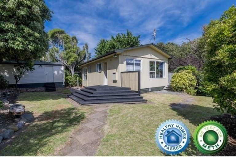 Photo of property in 8 Campion Road, Waikanae Beach, Waikanae, 5036