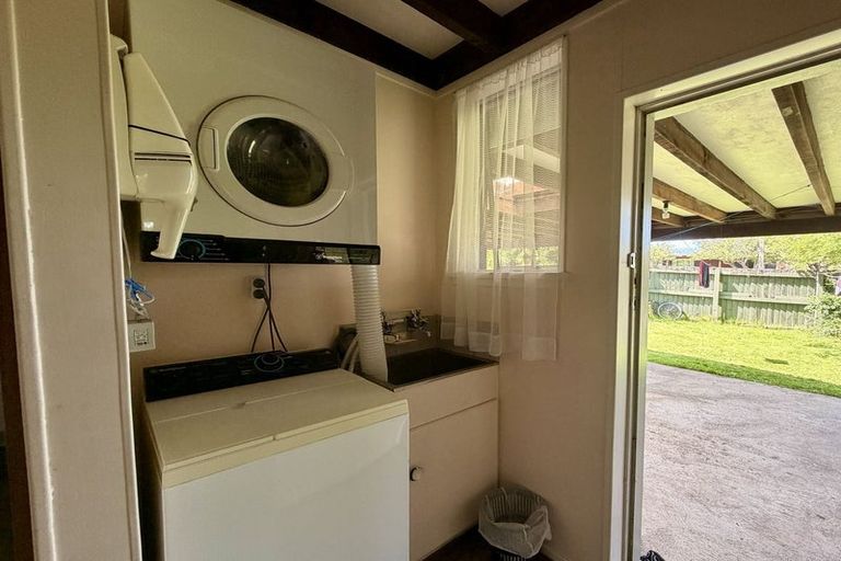 Photo of property in 11 Matai Street, Te Anau, 9600