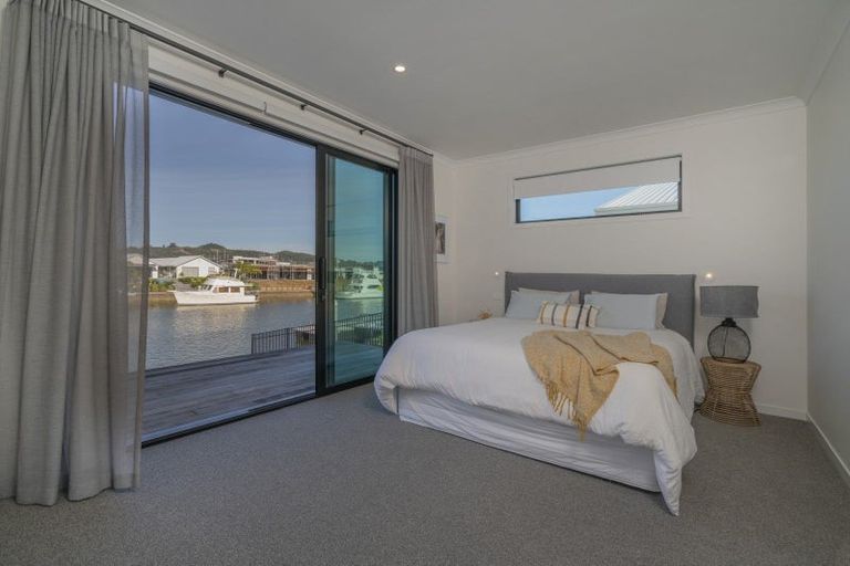 Photo of property in 35 Awatea Drive, Whitianga, 3510