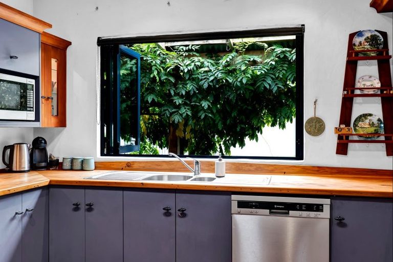 Photo of property in 35 Maire Street, Hawera, 4610