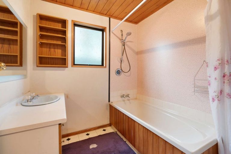 Photo of property in 30 Taupo Street, Ravensbourne, Dunedin, 9022