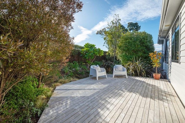 Photo of property in 14 Fordham Street, Beach Haven, Auckland, 0626