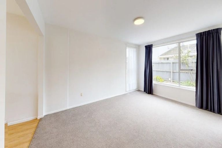 Photo of property in 2/107 Huxley Street, Sydenham, Christchurch, 8023