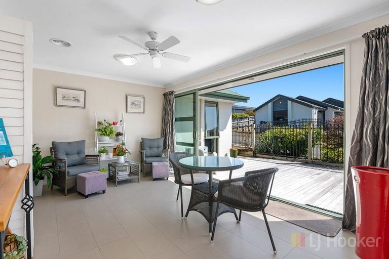 Photo of property in 18 Hamon Place, Pukehangi, Rotorua, 3015