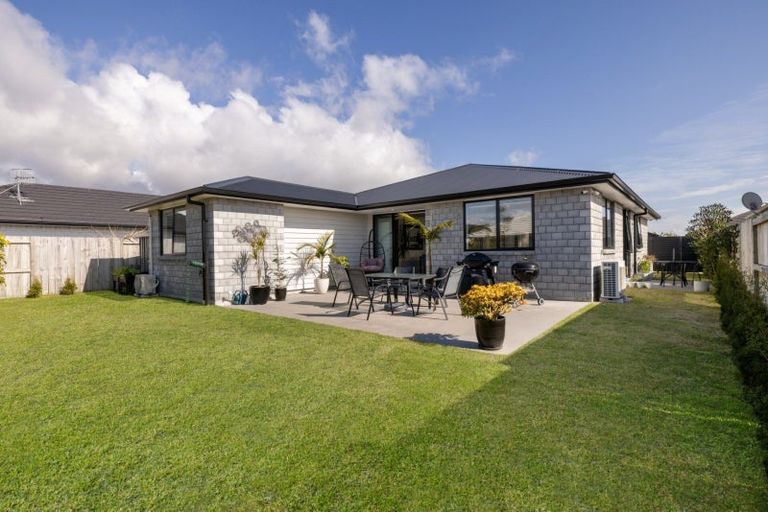 Photo of property in 4 Dunkeld Drive, Papamoa, 3118