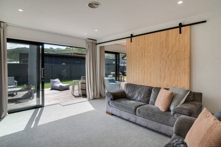 Photo of property in 6 Sandford Terrace, Lower Shotover, Queenstown, 9304