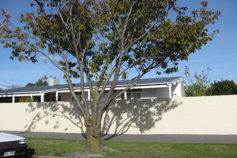 Photo of property in 1 Maydell Street, Ilam, Christchurch, 8041