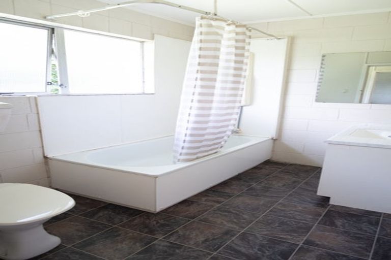 Photo of property in 8 Anzac Parade, Hamilton Central, Hamilton, 3204