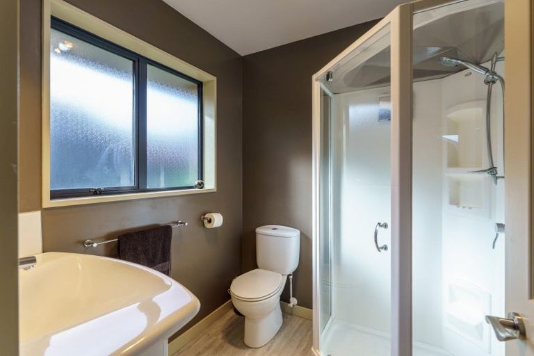 Photo of property in 5 Hideaway Gate, Parklands, Christchurch, 8083