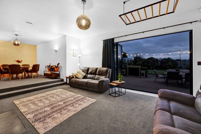 Photo of property in 35 Maire Street, Hawera, 4610