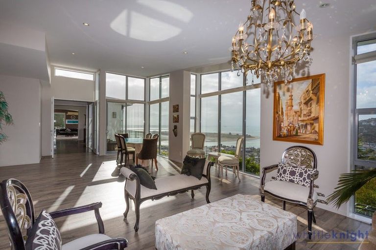 Photo of property in 2 Redcliffs View Lane, Redcliffs, Christchurch, 8081