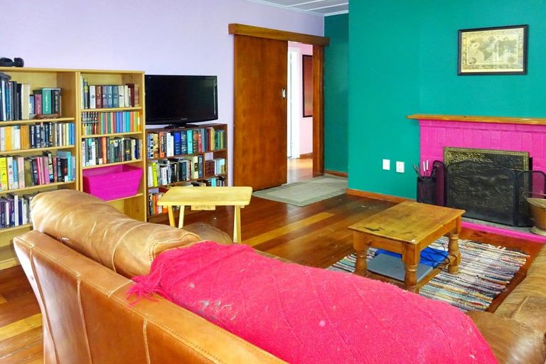 Photo of property in 5 Huntly Street, Foxton, 4814