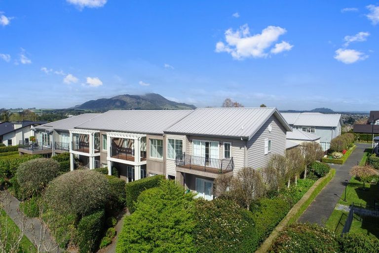 Photo of property in 49 Chateau Crescent, Rangatira Park, Taupo, 3330