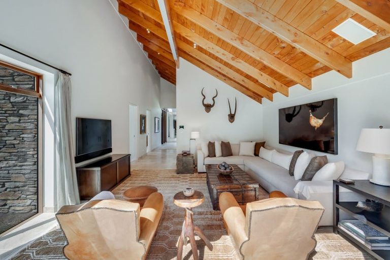 Photo of property in 42 Porterfield Road, Whitford, Howick, 2571