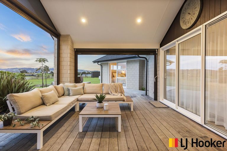 Photo of property in 75 Waimanu Awa Road, Runciman, Drury, 2579