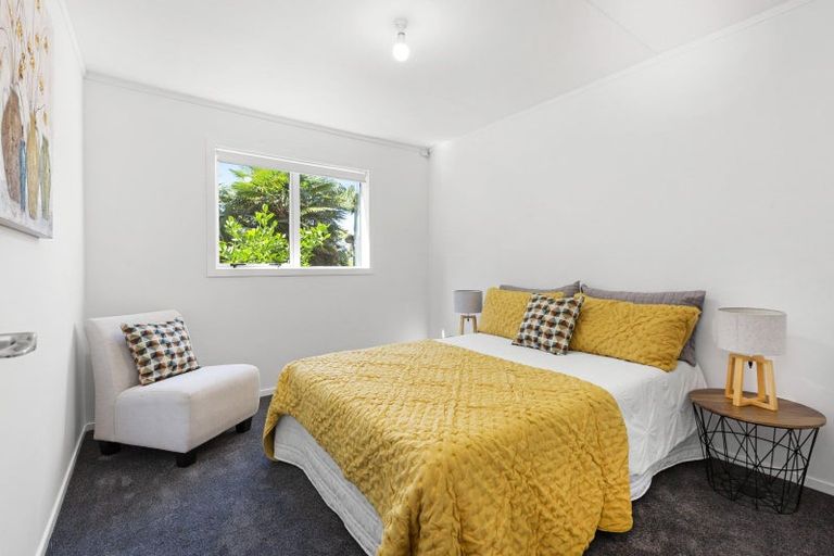 Photo of property in 2 East Street, Raglan, 3225