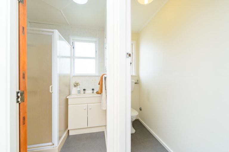 Photo of property in 8 Hulme Street, Roslyn, Palmerston North, 4414