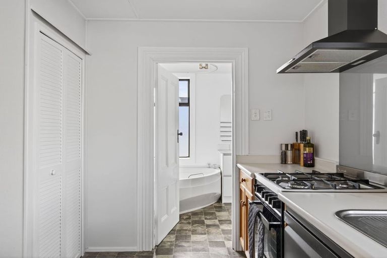 Photo of property in 87 Ormond Road, Whataupoko, Gisborne, 4010