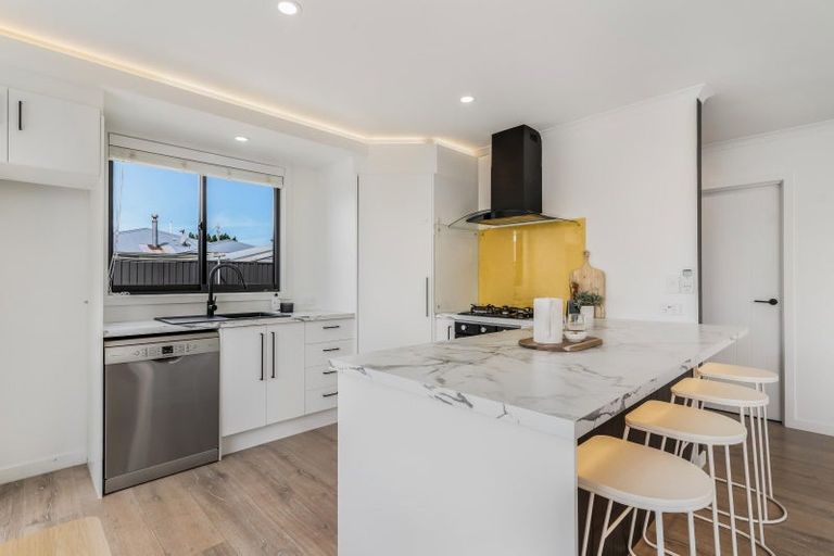 Photo of property in 68 Park Street, Winton, 9720