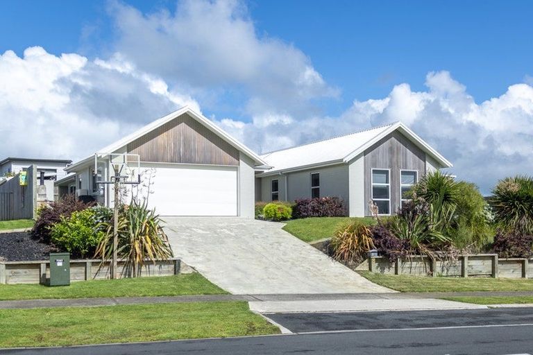 Photo of property in 3 Syrah Grove, Te Kauwhata, 3710