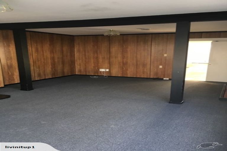 Photo of property in 98 Settlement Road, Papakura, 2110