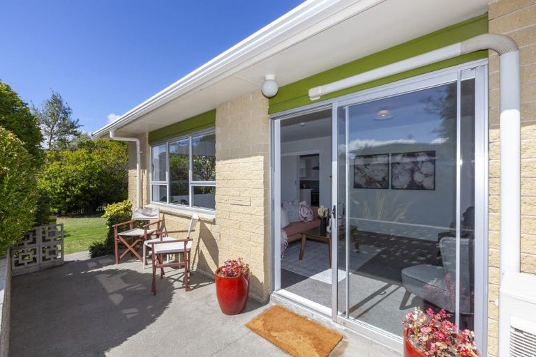 Photo of property in 6-6a Nola Avenue, Raumati Beach, Paraparaumu, 5032