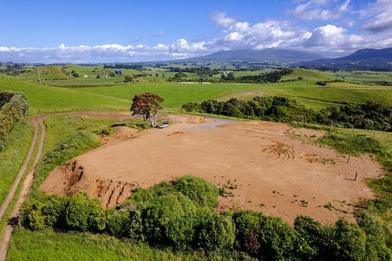 Photo of property in 29 Washer Road, Omata, New Plymouth, 4374