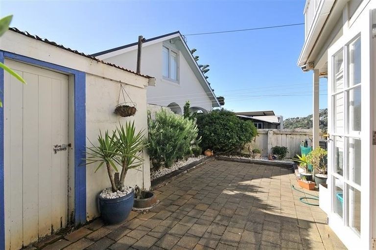 Photo of property in 27 Maida Vale Road, Roseneath, Wellington, 6011