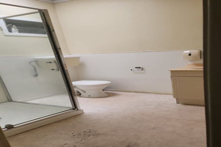 Photo of property in 2 Eden View Road, Sandringham, Auckland, 1025