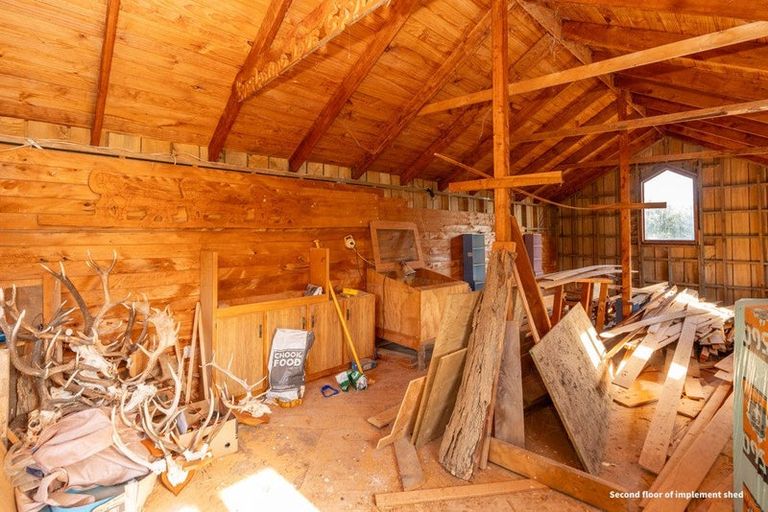 Photo of property in 240 Te Pahu Road, Te Pahu, 3285