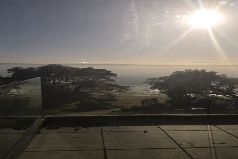 Photo of property in 278 Vipond Road, Stanmore Bay, Whangaparaoa, 0932