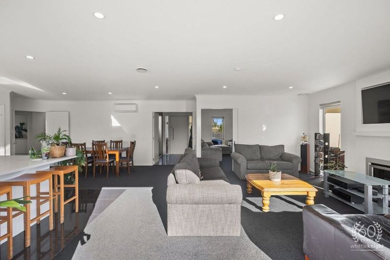 Photo of property in 128 Halswell Junction Road, Halswell, Christchurch, 8025