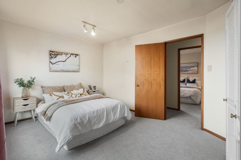 Photo of property in 19 Althorp Place, Avonhead, Christchurch, 8042